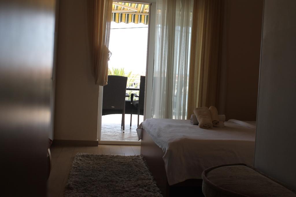 Apartments Roko Kolinda Bibinje Dış mekan fotoğraf