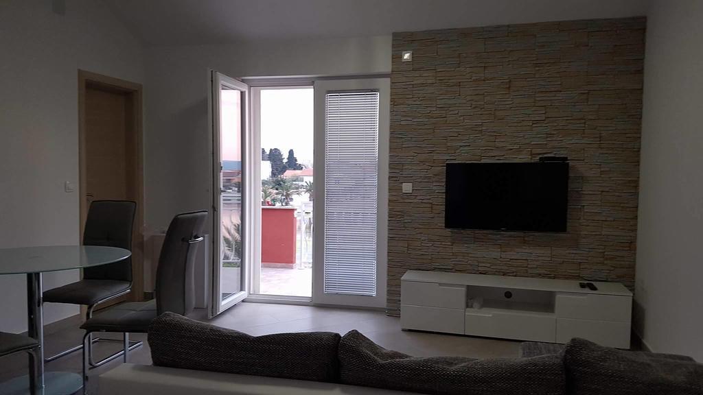 Apartments Roko Kolinda Bibinje Dış mekan fotoğraf