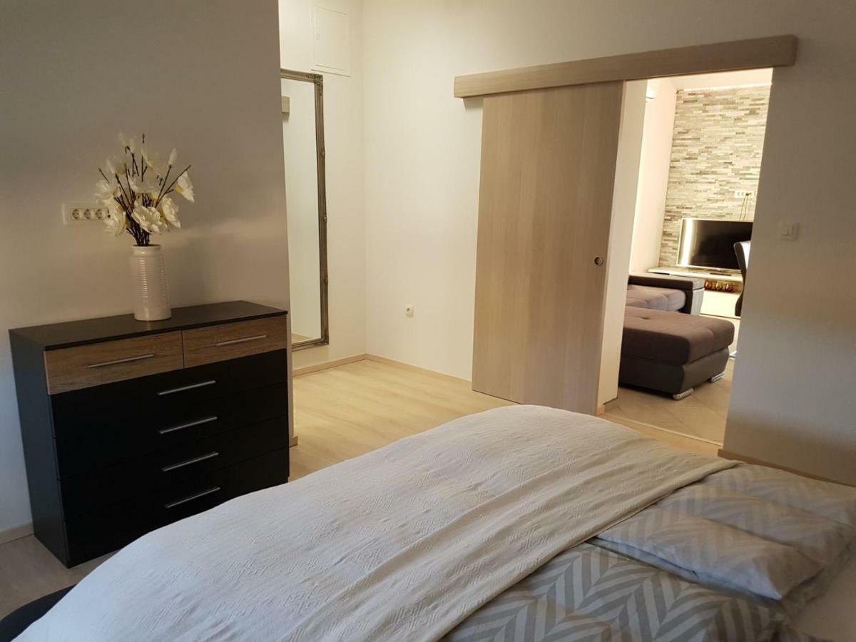 Apartments Roko Kolinda Bibinje Dış mekan fotoğraf